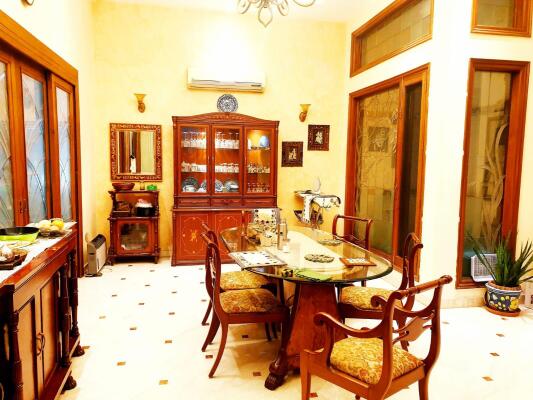 4 BHK Independent Builder Floor in Sarvodaya Enclave, Delhi