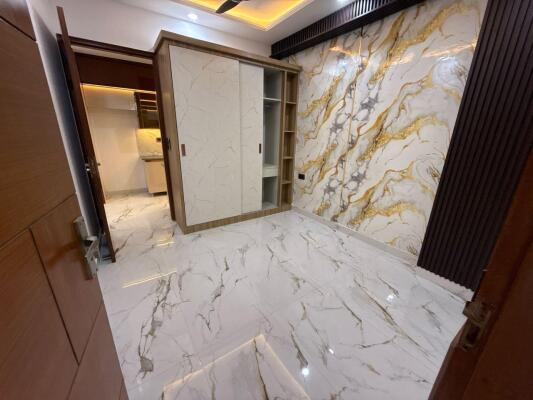 3 BHK Independent Builder Floor in Sector 73, Noida