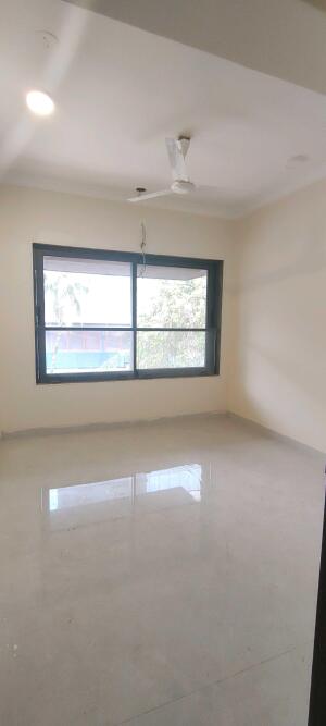 2 BHK Flat in Khar West, Mumbai