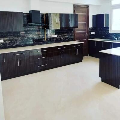 5 BHK Flat in Pholriwal, Jalandhar