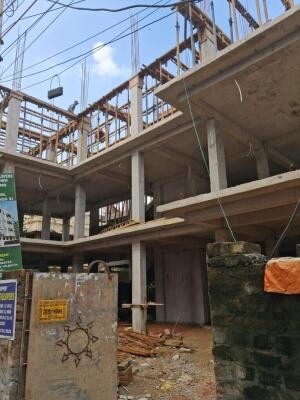 2 BHK Flat in Bansdroni, Kolkata