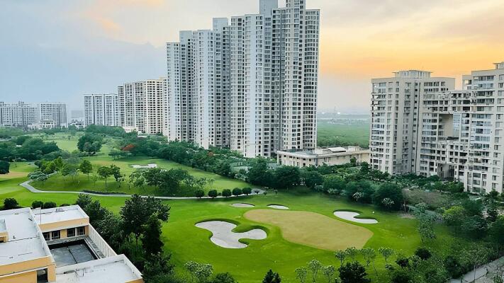 3 BHK Flat in Sector 131, Noida