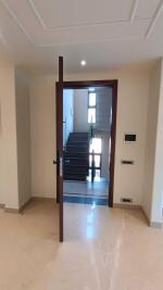 4 BHK Independent Builder Floor in DLF Phase 4, Gurgaon