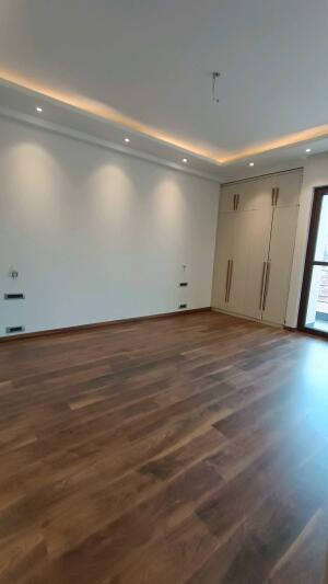 4 BHK Independent Builder Floor in DLF Phase 4, Gurgaon
