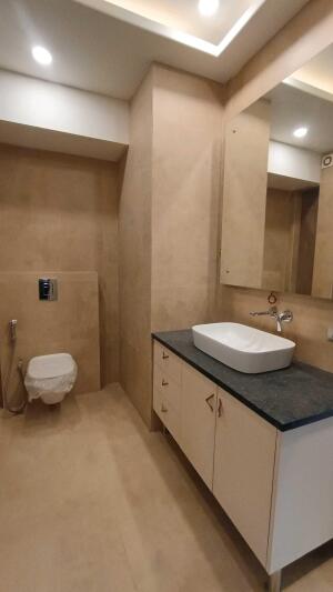 4 BHK Independent Builder Floor in DLF Phase 4, Gurgaon
