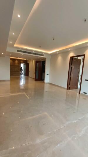 4 BHK Independent Builder Floor in DLF Phase 4, Gurgaon