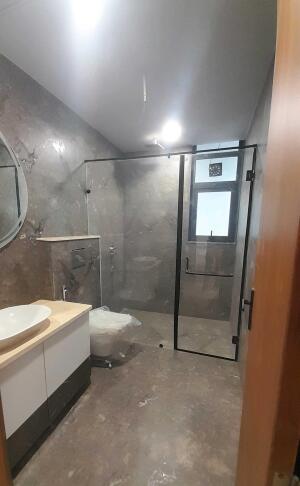 4 BHK Independent Builder Floor in Nirvana Country, Gurgaon