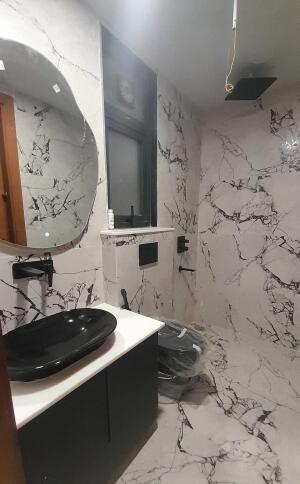 4 BHK Independent Builder Floor in Nirvana Country, Gurgaon