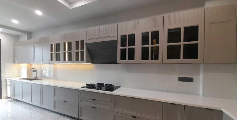 4 BHK Independent Builder Floor in Nirvana Country, Gurgaon