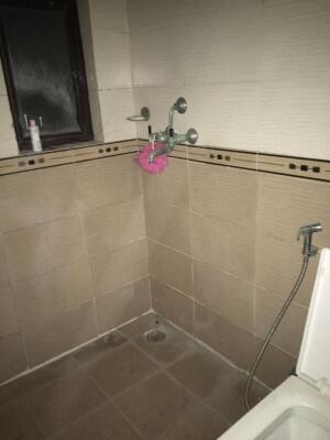 3 BHK Flat in Vaibhav Khand, Ghaziabad