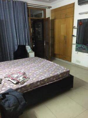 3 BHK Flat in Vaibhav Khand, Ghaziabad