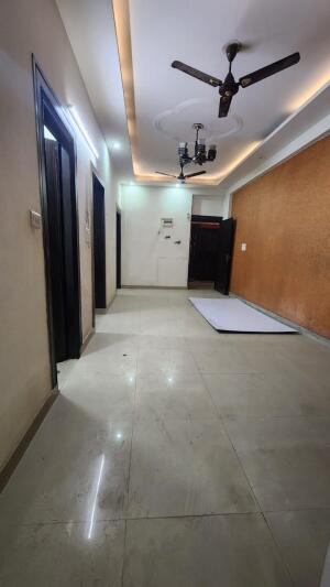 3 BHK Independent Builder Floor in Gyan Khand 1, Ghaziabad