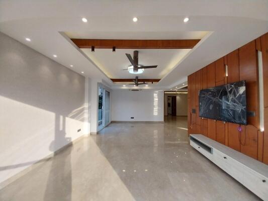 4 BHK Independent Builder Floor in Sushant Lok Phase 2, Gurgaon