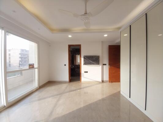 4 BHK Independent Builder Floor in Sushant Lok Phase 2, Gurgaon