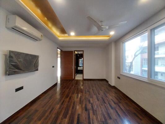 4 BHK Independent Builder Floor in Sushant Lok Phase 2, Gurgaon