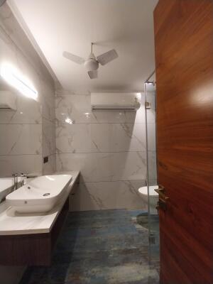4 BHK Independent Builder Floor in Sushant Lok Phase 2, Gurgaon