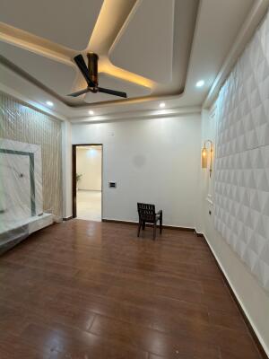 3 BHK Independent Builder Floor in Wave City, Ghaziabad