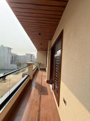 3 BHK Independent Builder Floor in Wave City, Ghaziabad