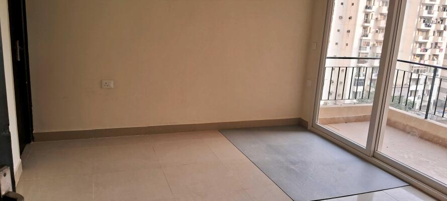 3 BHK Flat in Sector 76, Noida