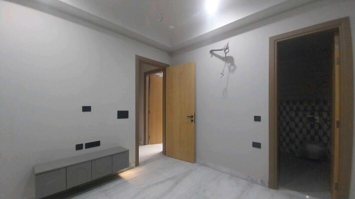 4 BHK Independent Builder Floor in Sector 26 Rohini, Delhi