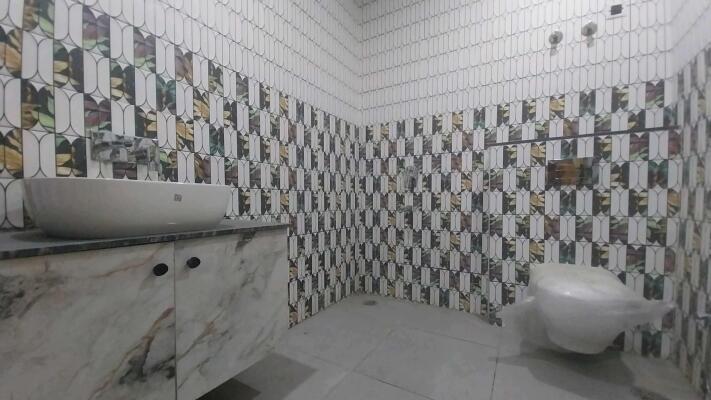 4 BHK Independent Builder Floor in Sector 26 Rohini, Delhi
