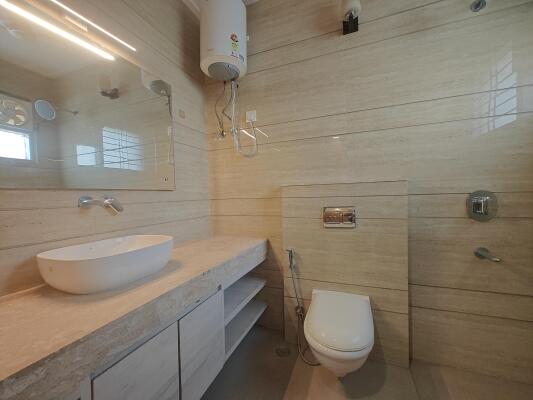 3 BHK Independent Builder Floor in Palam Vihar, Gurgaon