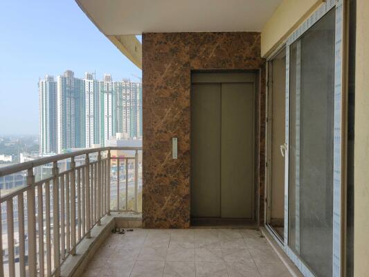 4 BHK Flat in Mehrauli, Ghaziabad