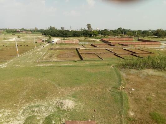 Residential land / Plot in Maghera, Vrindavan