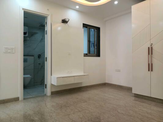 4 BHK Independent Builder Floor in Sector 19 Dwarka, Delhi