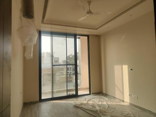 3 BHK Independent Builder Floor in Green Park, Delhi