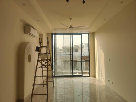 3 BHK Independent Builder Floor in Green Park, Delhi