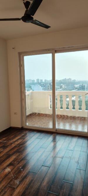 2 BHK Flat in Sector 70, Faridabad