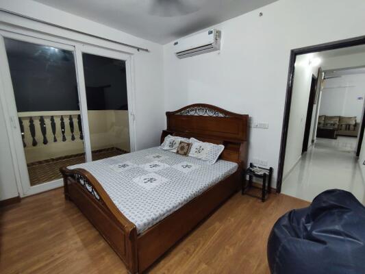2 BHK Flat in Sector 70, Faridabad
