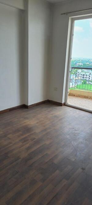 2 BHK Flat in Sector 70, Faridabad