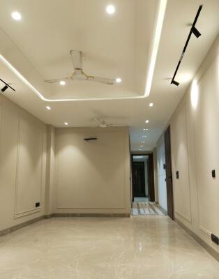 3 BHK Independent Builder Floor in Kailash hills, Delhi