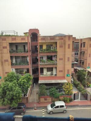 3 BHK Flat in Sector 61, Noida