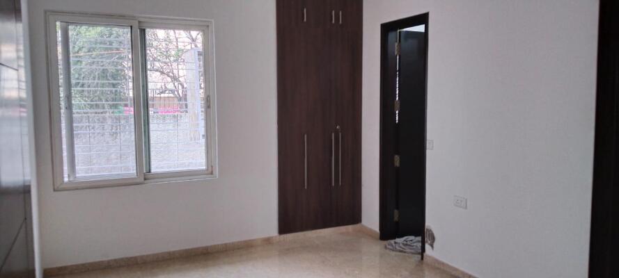 4 BHK Triplex Builder Floor in Neeti Bagh, Delhi