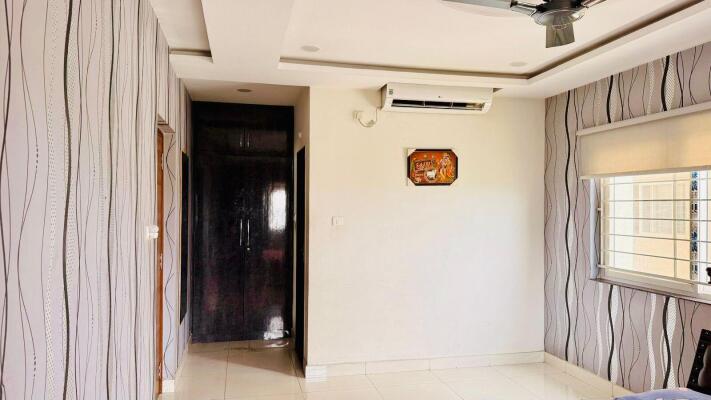 3 BHK Flat in Puppalaguda, Hyderabad