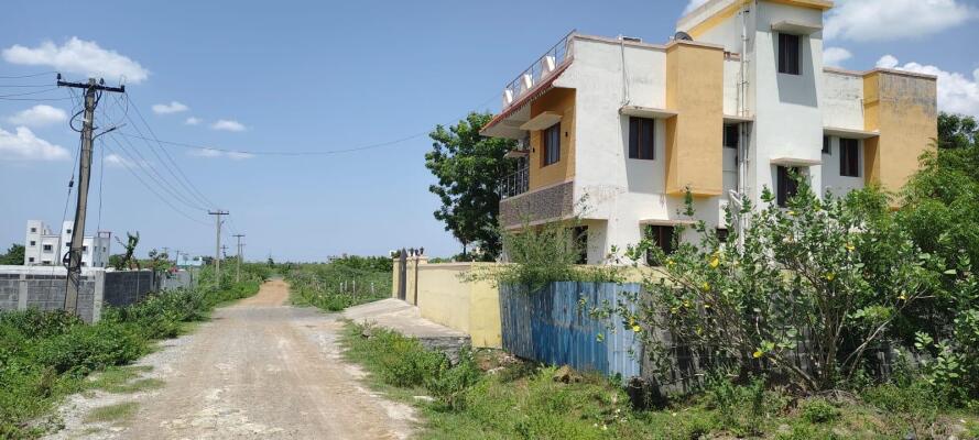 Residential land / Plot in Melakottaiyur, Chennai