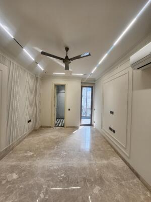 3 BHK Independent Builder Floor in Defence Colony, South Delhi