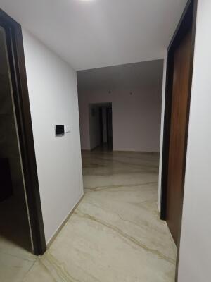 3 BHK Flat in Lokhandwala Kandivali East, Mumbai