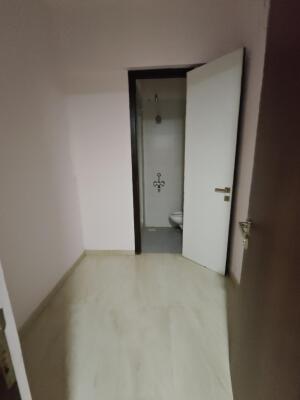 3 BHK Flat in Lokhandwala Kandivali East, Mumbai