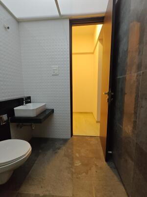 3 BHK Flat in Lokhandwala Kandivali East, Mumbai
