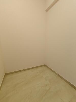 3 BHK Flat in Lokhandwala Kandivali East, Mumbai