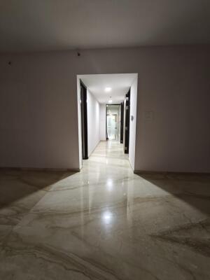3 BHK Flat in Lokhandwala Kandivali East, Mumbai