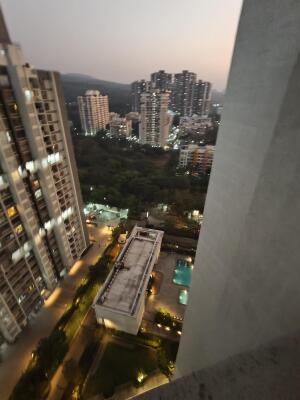 3 BHK Flat in Lokhandwala Kandivali East, Mumbai