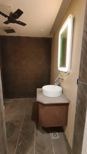 4 BHK Independent Builder Floor in Block C, Sushant Lok Phase 1, Gurgaon