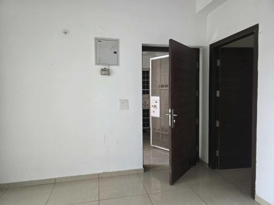 3 BHK Flat in Sector 143, Noida