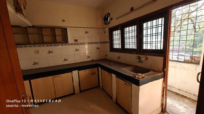 3 BHK Flat in Near Saket Square, Indore