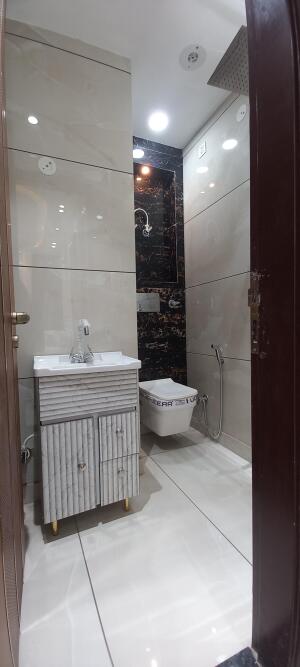4 BHK Independent Builder Floor in Sector 15 Dwarka, Delhi